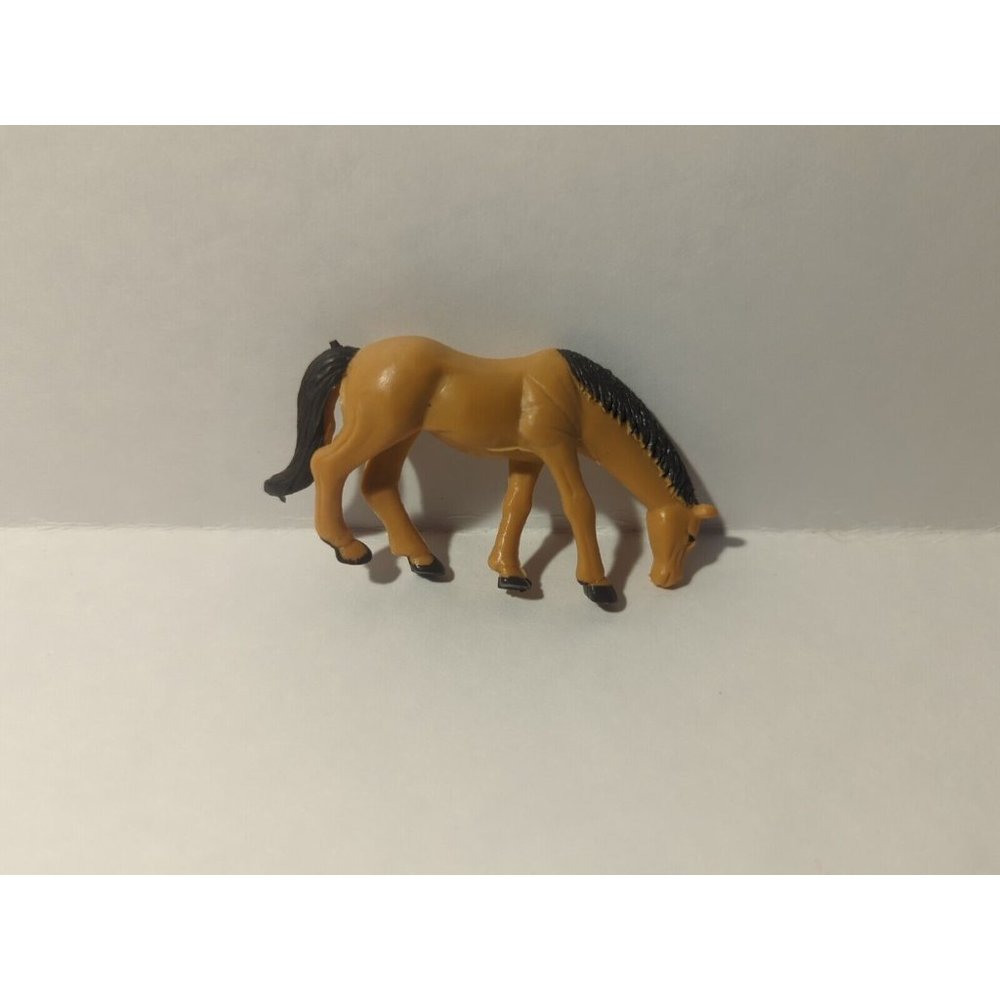 Small VTG Horse Figure JARU Plastic Tan and Black 3.5" Long